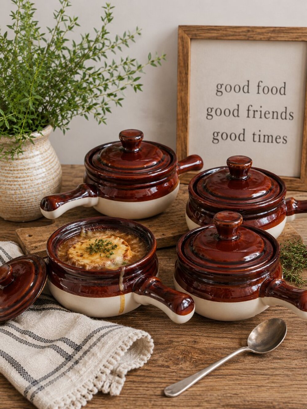LIFVER French Onion Soup Bowls with Lids Handles 18 oz Ceramic Set of 4